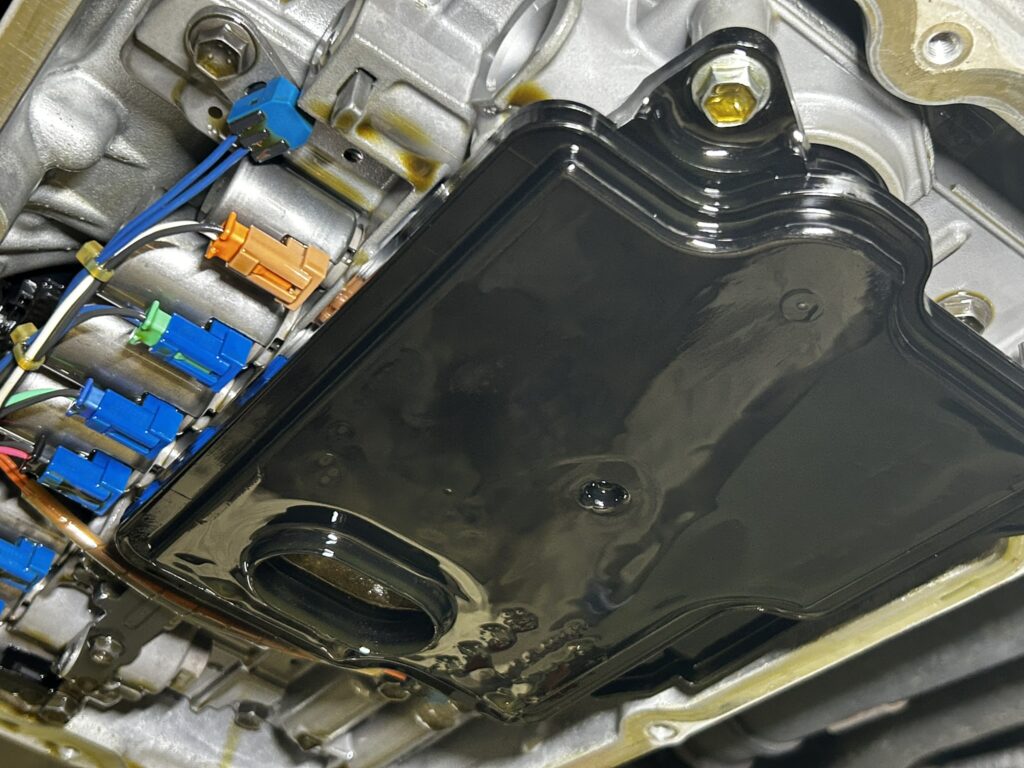 トヨタ ハイエース GDH206V
岐阜 大垣 岐南町 各務原 AVARTH ATF交換 オートマオイル交換 ハイエース修理 カスタム オイル交換 ストレーナー