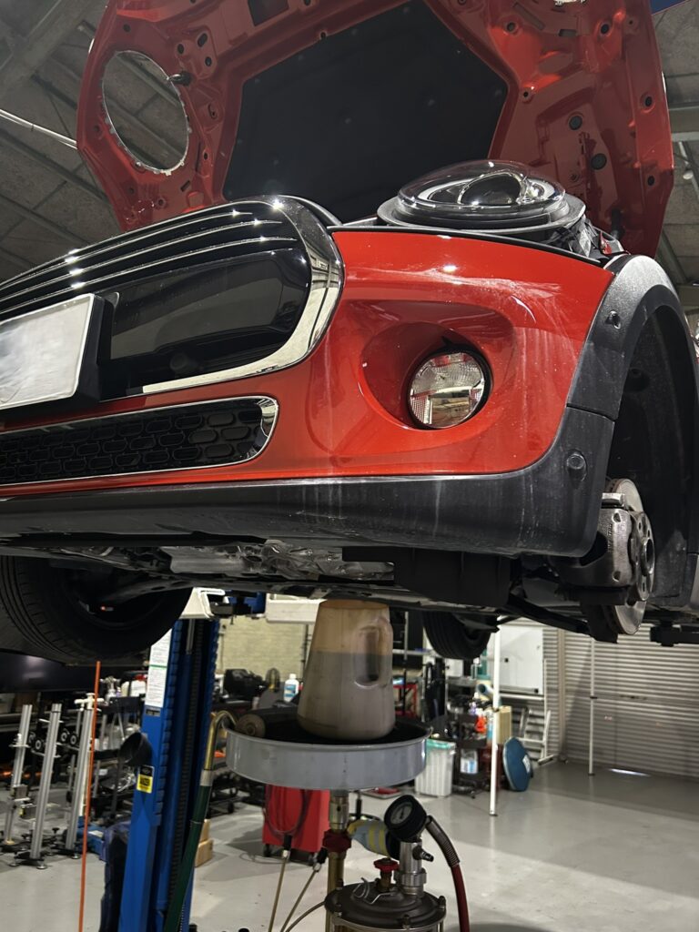 AVARTH　岐阜　MINI　BMW　岐阜BMW　岐阜MINI　ミニ　F57 　F56　大垣　各務原　一宮
車検　点検　ブレーキ交換　エンジンマウント交換　オイル交換　DCTオイル交換　ミッションオイル交換