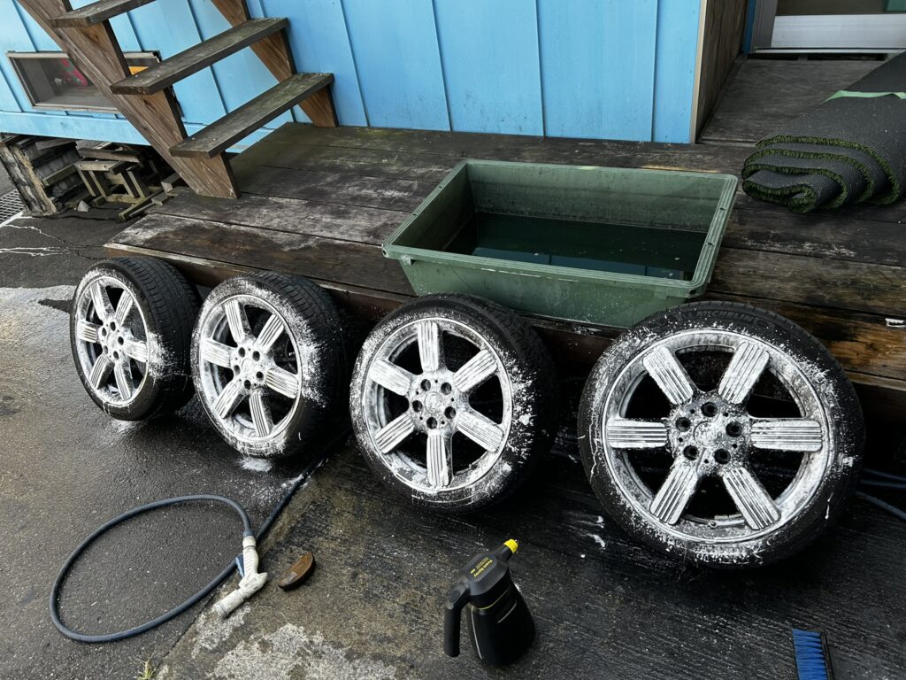 岐阜 AVARTH MINI BMW 岐南町 一宮 大垣 各務原 愛知 三重 名古屋 F56 MINI修理 オイル交換 ブレーキ交換 点検 診断 ディクセル パッド交換 洗車