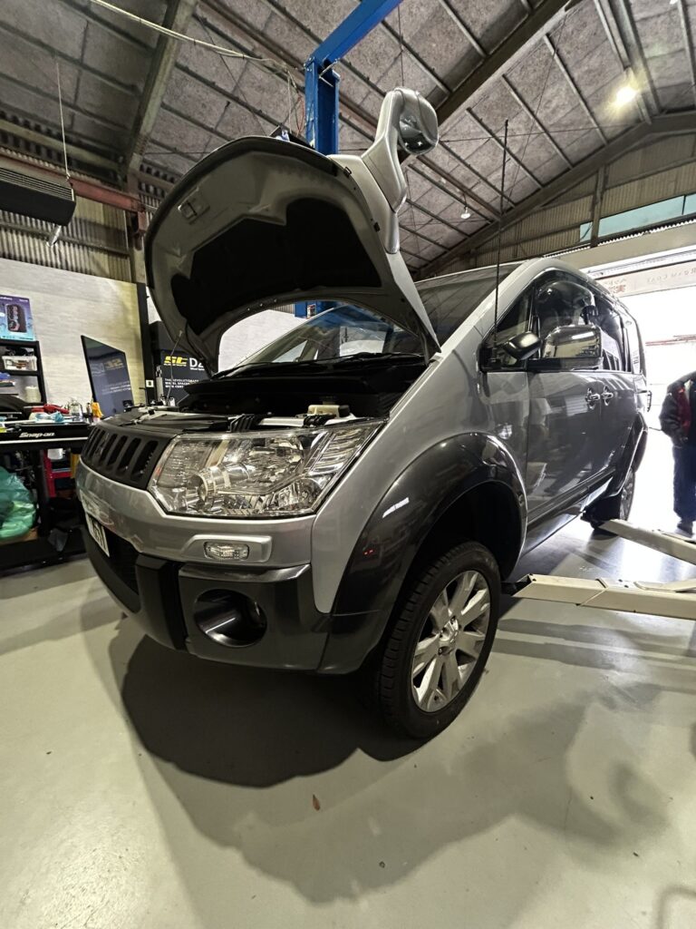 三菱 デリカ D5 トルコン太郎 ATF交換 オートマオイル交換 岐阜 岐南町 各務原 大垣 一宮 名古屋 美濃加茂
AVARTH ルブロス オイル交換 ツールプラネット nanowin