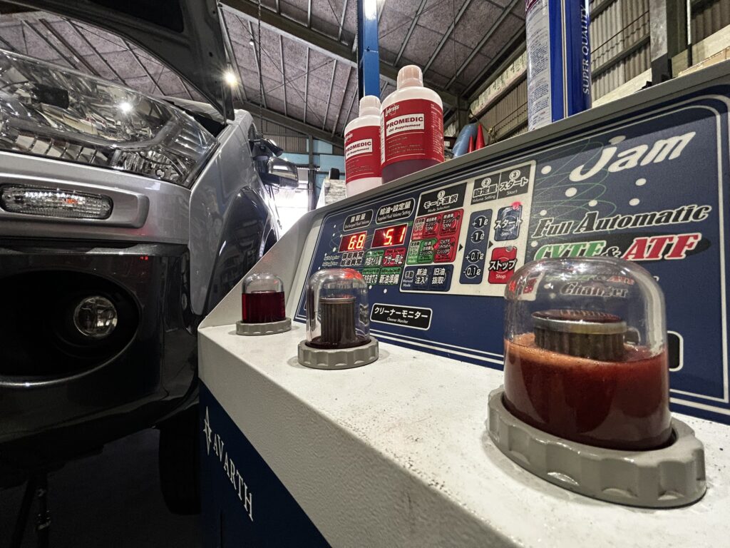 三菱 デリカ D5 トルコン太郎 ATF交換 オートマオイル交換 岐阜 岐南町 各務原 大垣 一宮 名古屋 美濃加茂
AVARTH ルブロス オイル交換 ツールプラネット nanowin 交換中